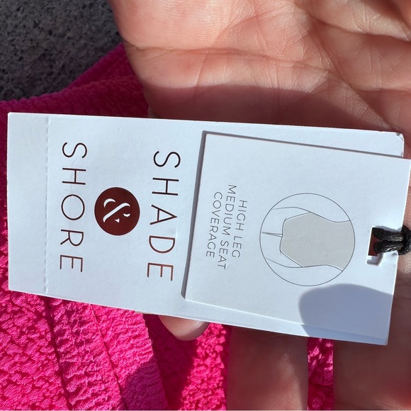 Shade & Shore  Pink Textured Swimsuit NWT - Picture 7 of 7
